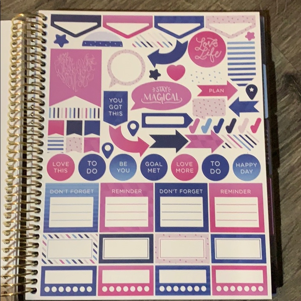 “Every Moment Matters" laminated spiral planner - Picture 4 of 8